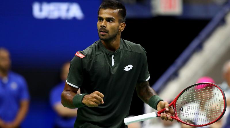 Sumit Nagal goes past Federer in the first set at US Open