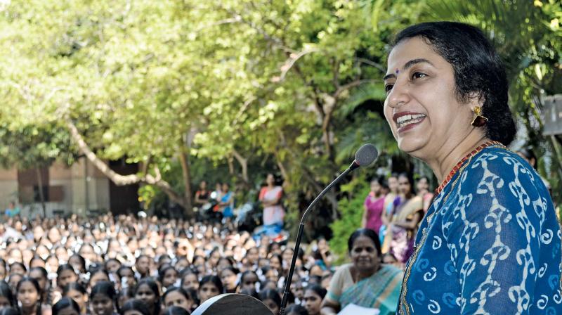 Suhasini revisits old school after four decades