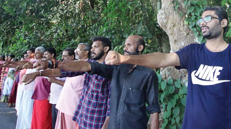 Kochi: Human chain to protect Iringol Kavu