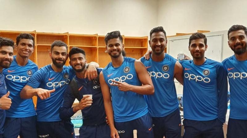 Virat Kohli posts his â€˜squadâ€™sâ€™ photo, but fans ask where is Rohit Sharma?