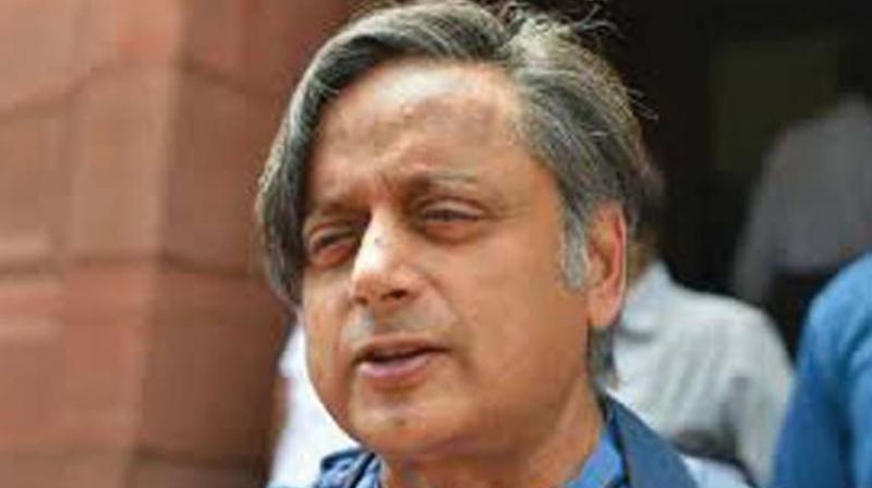 Chennithala criticises Modi pat by Shashi Tharoor