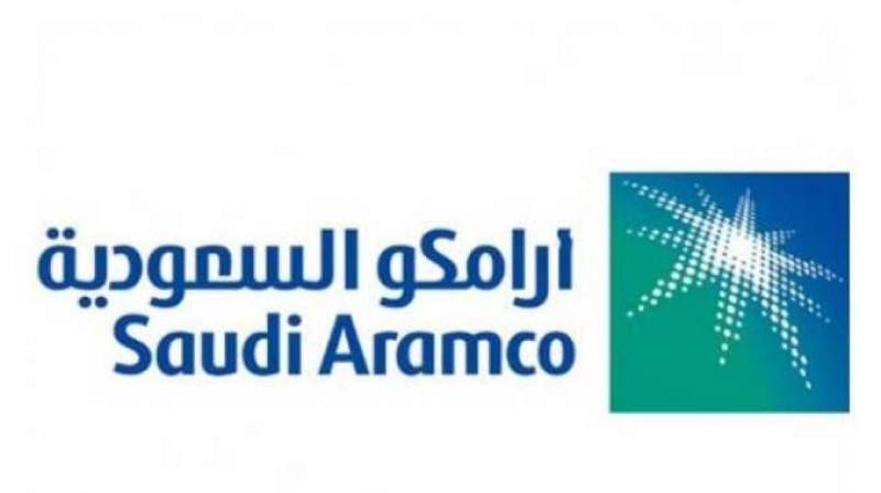 Saudi Arabia plans bumper Aramco IPO, relying on easy loans and rich locals