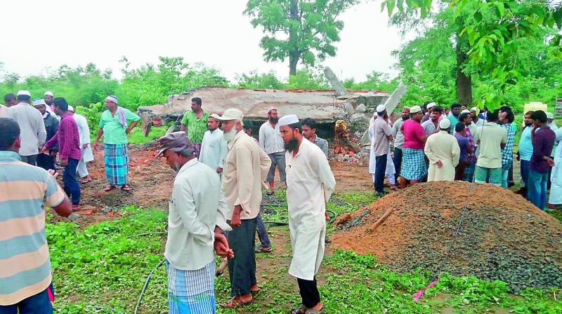 Manugur tense as forest officials knock masjid down