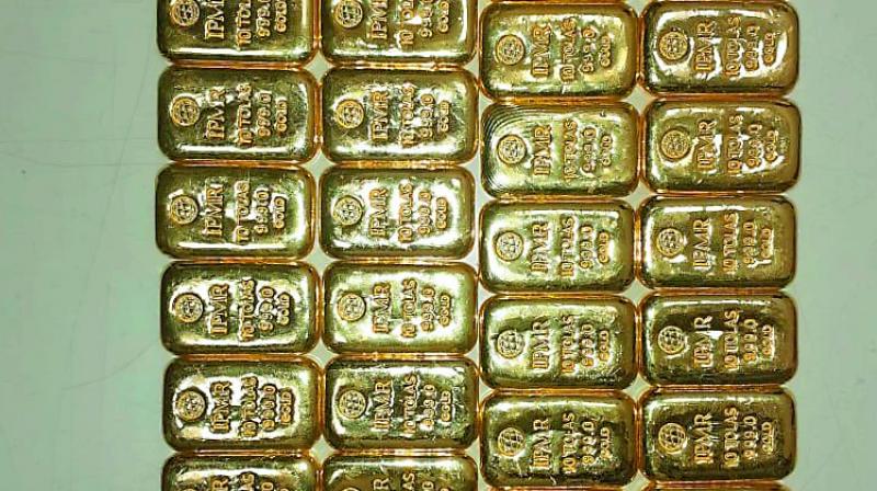 Hyderabad: 3 airline staff arrested with Rs 1.84 crore gold