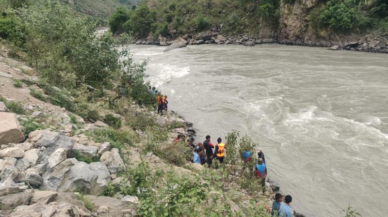 Nepal: Jeep plunges into Karnali river, 15 people missing