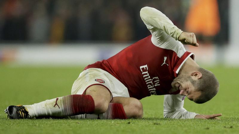 The Gunners succumbed to a 62nd-minute penalty from Sehrou Guirassy after the French striker tumbled to ground inside the area under a challenge from Mathieu Debuchy.(Photo: AFP)