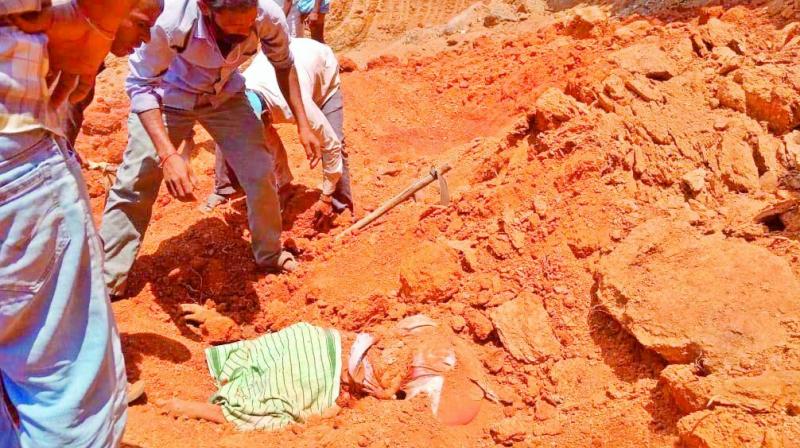 Hyderabad: Mound of mud kills 10 women NREGA workers
