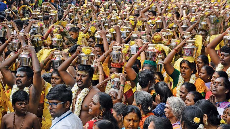 A large number of devotees carried milk pots and offered them to the Lord at the Andavar temple, Vadapalani.