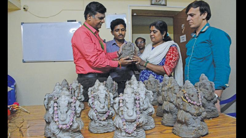 Eco-friendly Vinayakas make inroads into Namma Chennai