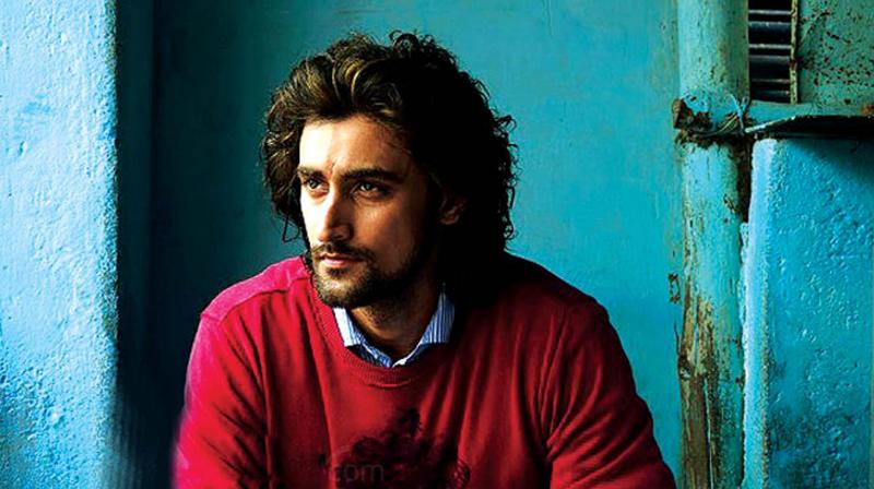Kunal Kapoor turns director with silent film