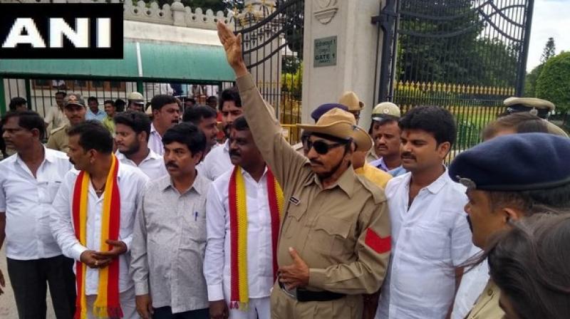 Pro-Kannada activist Vatal Nagaraj taken into custody for dressing up as policeman