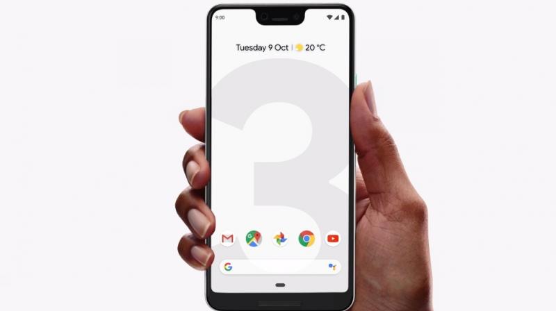 Several users of the Pixel 3 XL have reported their handsets to occasionally show the second notch on the corner of the screen.