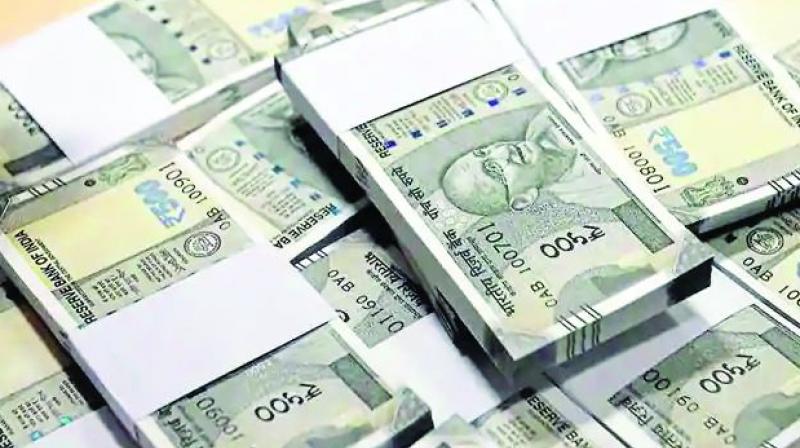 Rupee slips 8 paise against US dollar in early trade