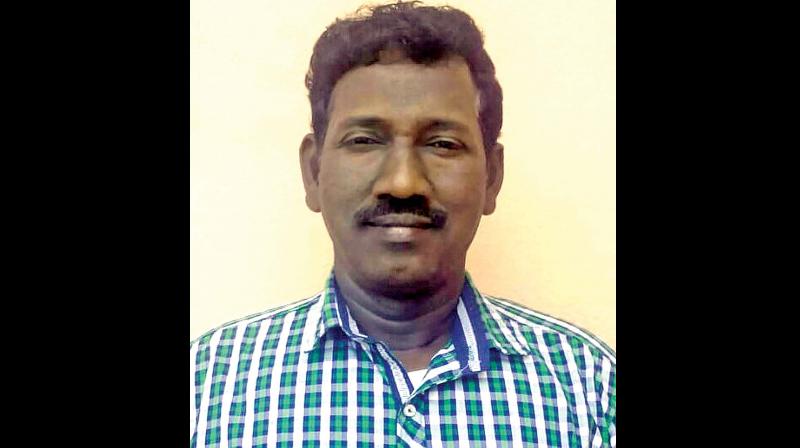 Chennai: Traffic cop riding helmetless dies in mishap
