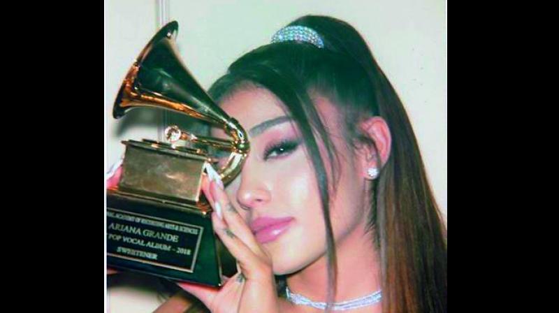 Ariana finally gets Grammy