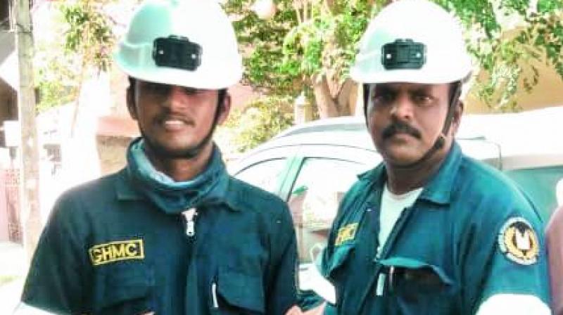 Greater Hyderabad Municipal Corporation rescues two kittens from a well