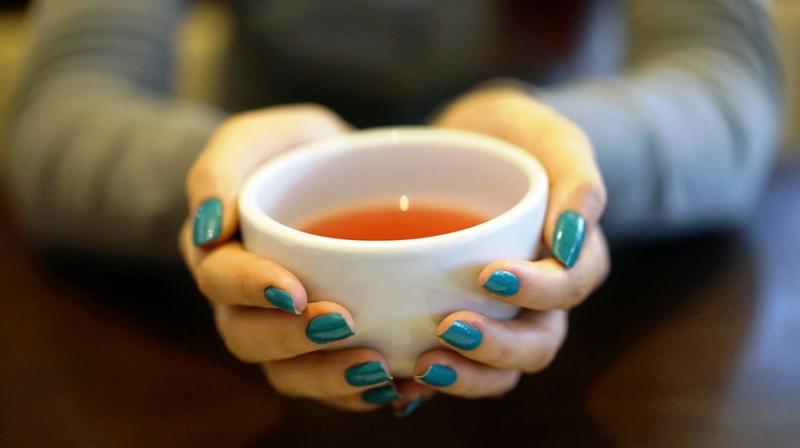 Can drinking hot tea cause cancer?