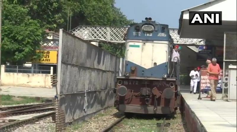 Pakistan suspends Samjhauta Express, Kartarpur work to continue