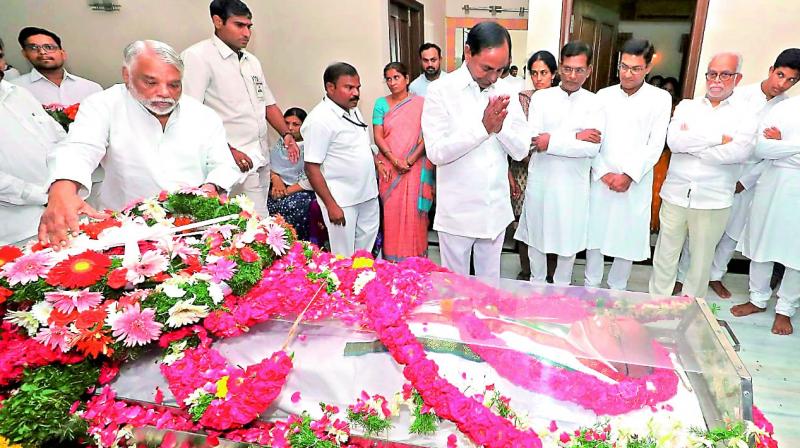 KCR announces state funeral for S Jaipal Reddy today