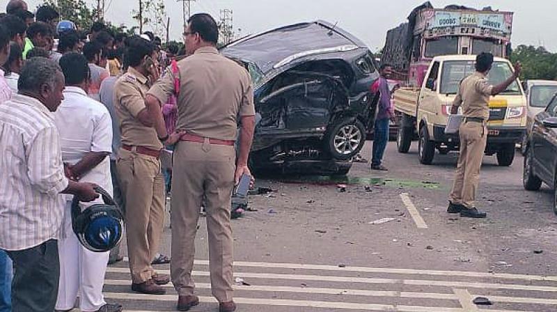 Hyderabad: 3 dead as car rams into median, hits another car