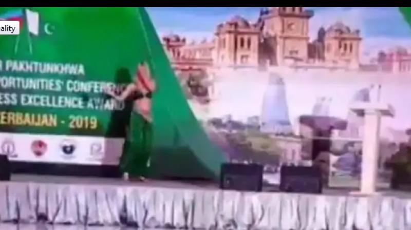 \Naya Pakistan\: Twitter reacts to belly dancers performing at investment meet