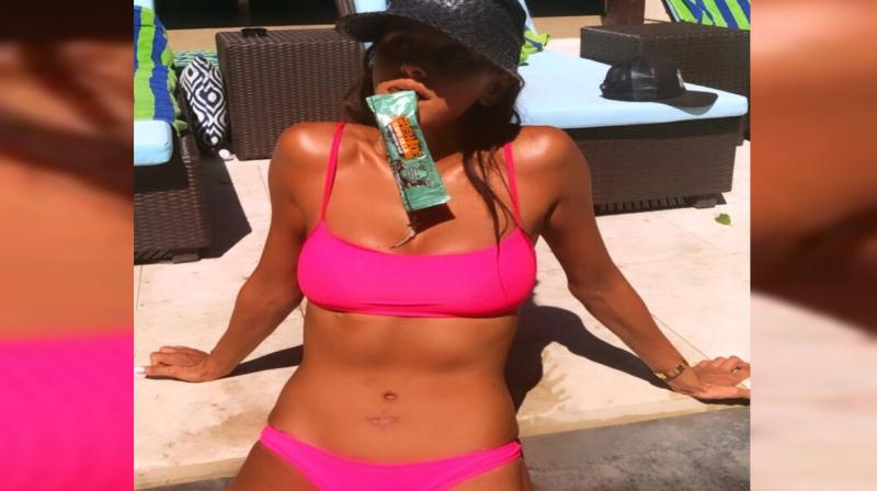 Shibani Dandekar flaunts hot pink bikini while soaking in the sun; check out