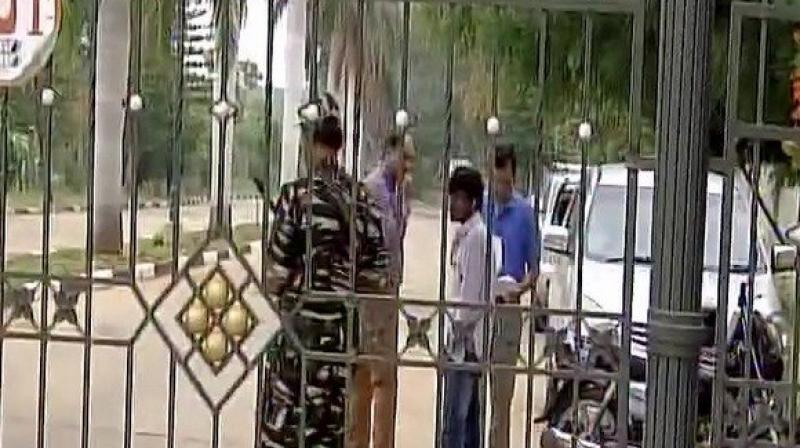 Congress cries foul over tax raids in Bengaluru Congress cries foul over tax raids in Bengaluru
