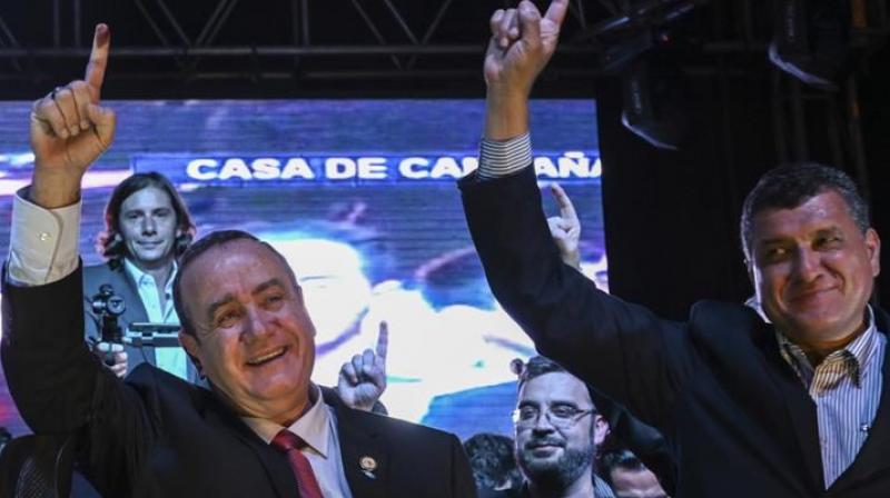With the results being updated in real time on the courts website, the institutions president Julio Solorzano declared the result already irreversible. (Photo: AFP)