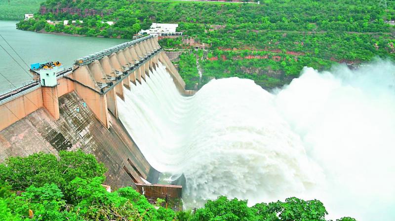 Lull in rainfall in MP, water released from six dams
