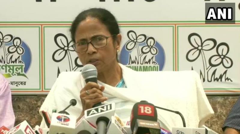 Centre asks Mamata to step in, ensure stir ends