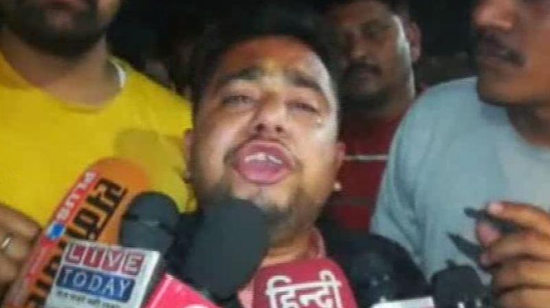 Congress workers thrash Hindu Yuva Vahini member in Raebareli