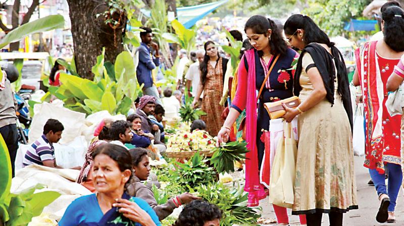 Bengaluru: Rain rings in traffic chaos