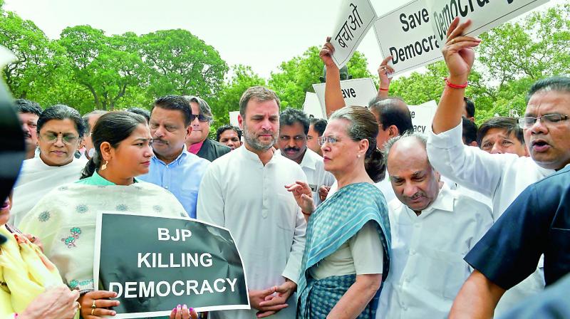 Sonia Gandhi, Rahul Gandhi lead Congress Lok Sabha walkout