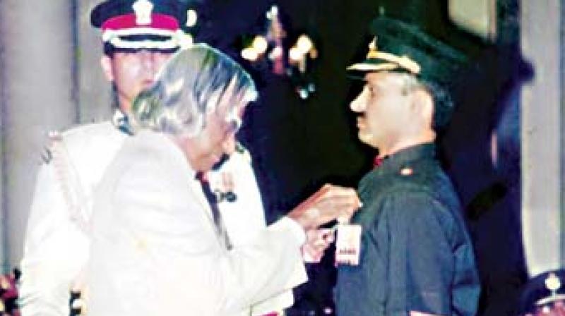 File photo of Major Rakesh Sharma receiving Shaurya Chakra