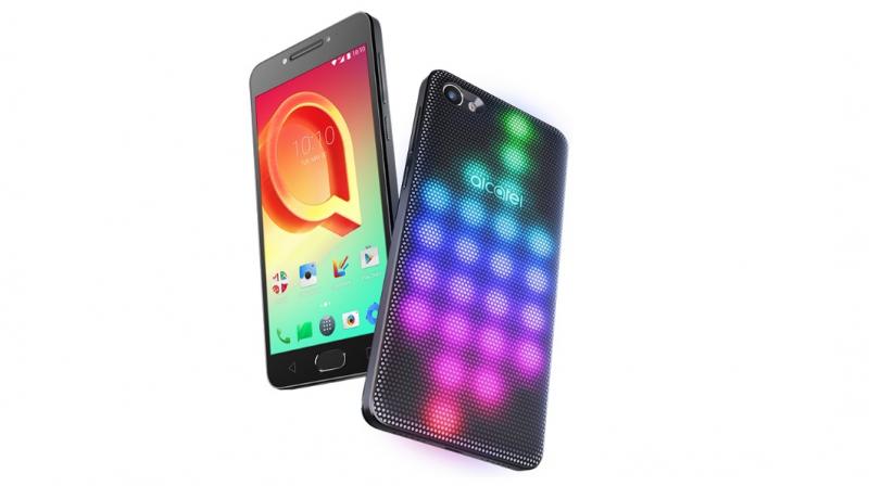 Alcatel has launched its two smartphones  the A5 LED and the A7 in India, priced at Rs 12,999 and Rs 13,999 respectively.