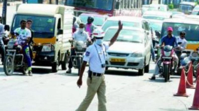 Hyderabad: Mishap brings traffic flow to standstill
