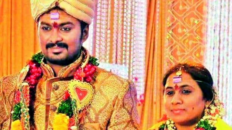 Hyderabad: Actorâ€™s wife ends life over dowry demand