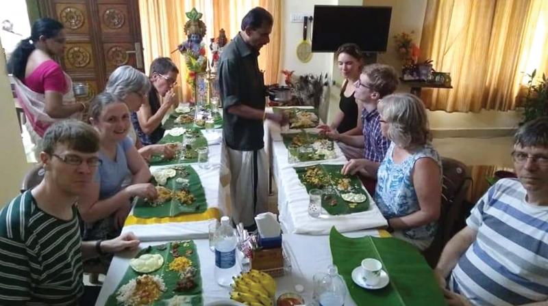 Kochi: Foreign tourists flock to â€˜Onam feast at villagesâ€™