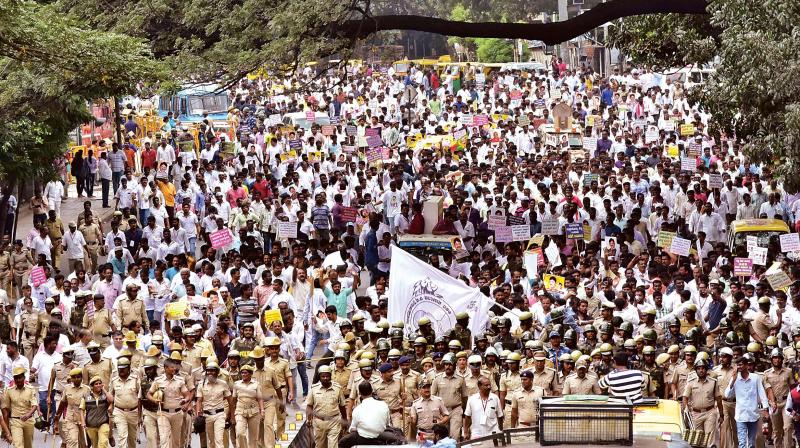 Over 30,000 gather for Congress rally, protest against DK Shivakumarâ€™s arrest