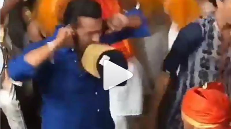 Video: Salman Khan\s Ganpati dance at Arpitaâ€™s Ganesh Visarjan is unmissable; watch