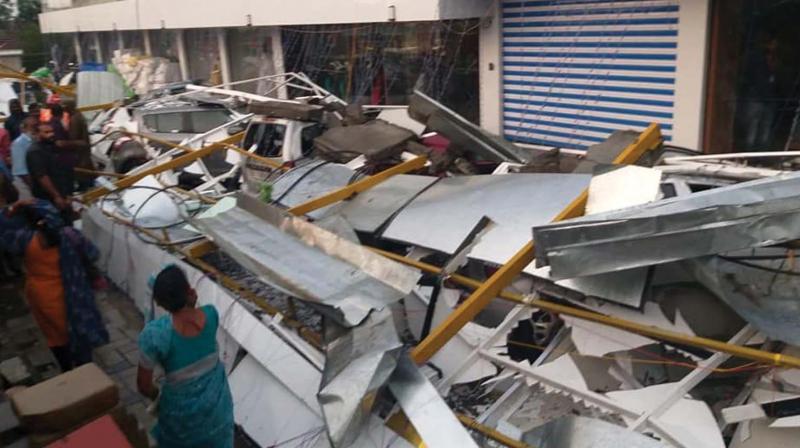 Wayanad: Shop collapses in rain