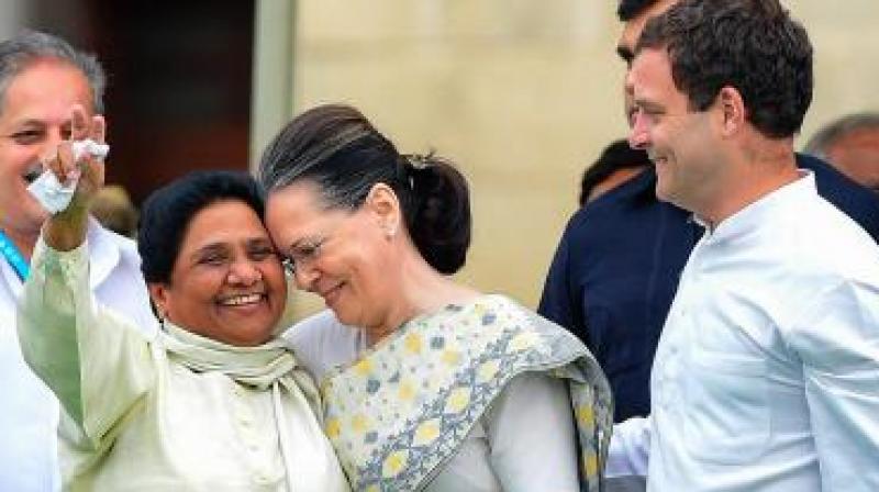 Mayawati to meet Sonia Gandhi, Rahul tomorrow ahead of results