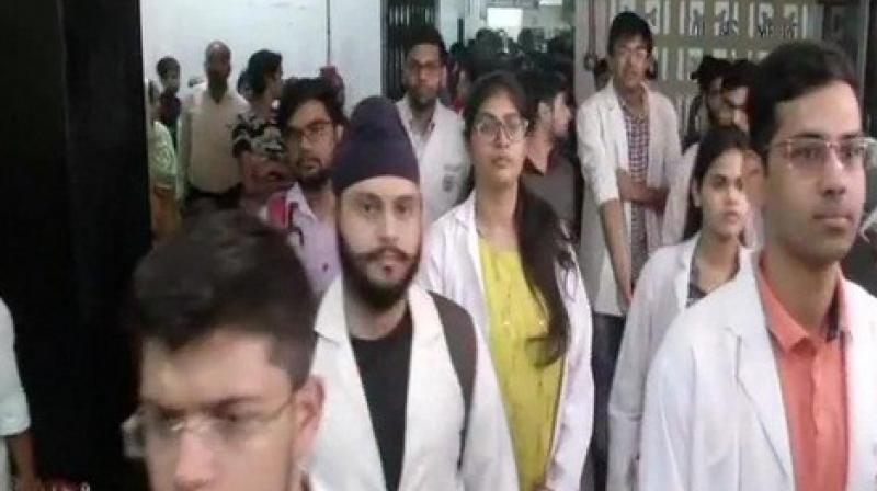 Centre sets up committee on central legislation against violence on doctors