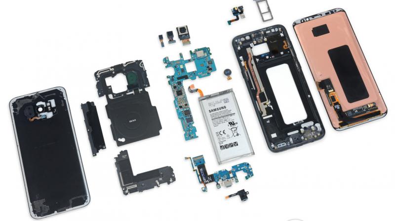 Most of the components in the Galaxy S8+ are glued, making it unnecessarily complex to repair. (image:ifixit)