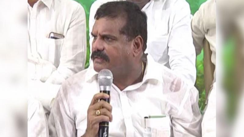 Andhra minister accuses Chandrababu\s TDP govt of corruption, insider trading