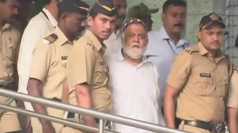 Dawood Ibrahims aide Farooq Takla who was brought to Mumbai after being deported from Dubai, produced before TADA court. (Photo: ANI)