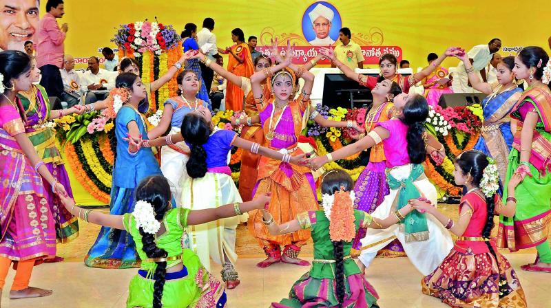 Children perform dance at the Teachers Day celebrations at A1 Convention Centre in Vijayawada on Tuesday. (Photo: DC)