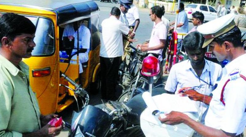 The Cyberabad traffic police has given a 15-day deadline to motorists to get third party insurance.