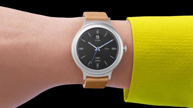 Presently, Google itself cant think of a wearable that can suit both fitness freaks and the style conscious.