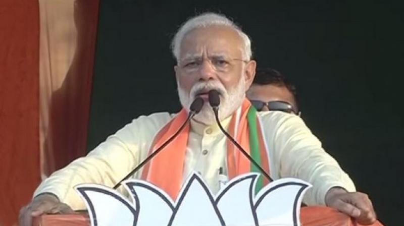 Modi claims \sunset\ of Mamata rule, vows to dethrone her